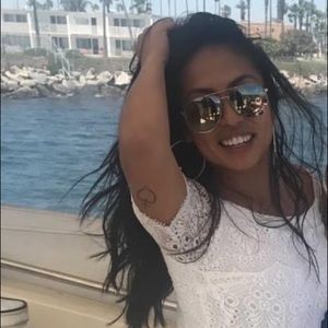 Meet your Posher, May